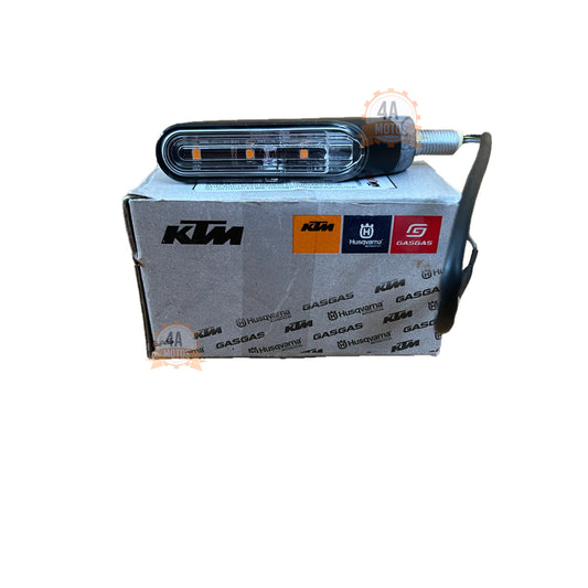 Direcciónal Der. Husqvarna  Svartpilen 200- 401  Original