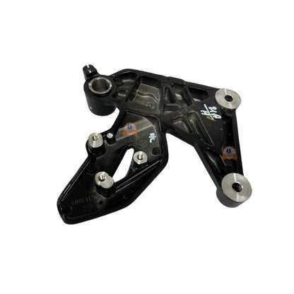 Soporte Posapie Delantero Derecho Negro Ns200 / 160/fi Bajaj