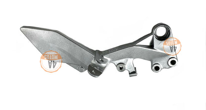 Soporte Posapie Delantero Derecho Ktm Duke 200 Y 390.